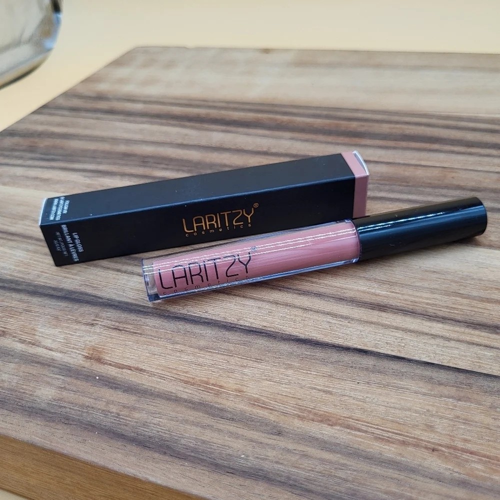 CLEARANCE! Laritzy Opaque Finish Lip Gloss: Old Rose (Blush Nude) NIB